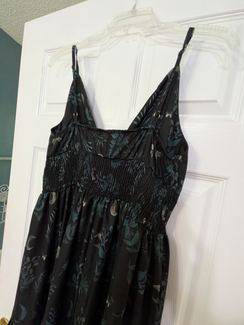 Black Floral V-Neck  Maxi Dress - Picture 3 of 3
